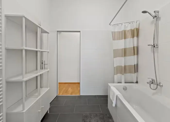 Close To Shopping Street I 2 Minutes To Naschmarkt Apartamento