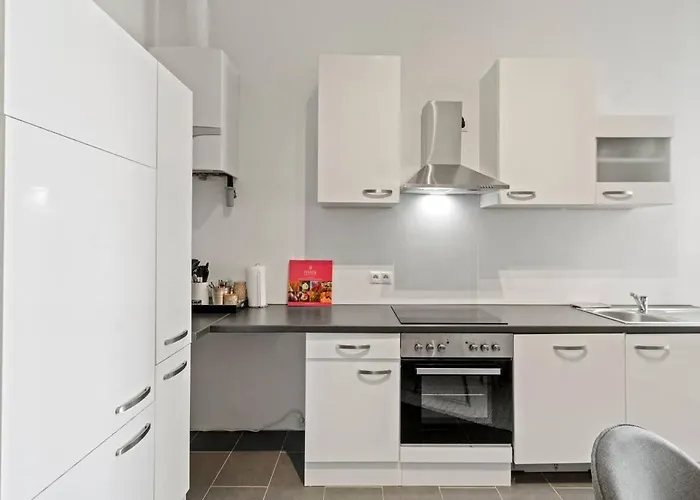 Close To Shopping Street I 2 Minutes To Naschmarkt